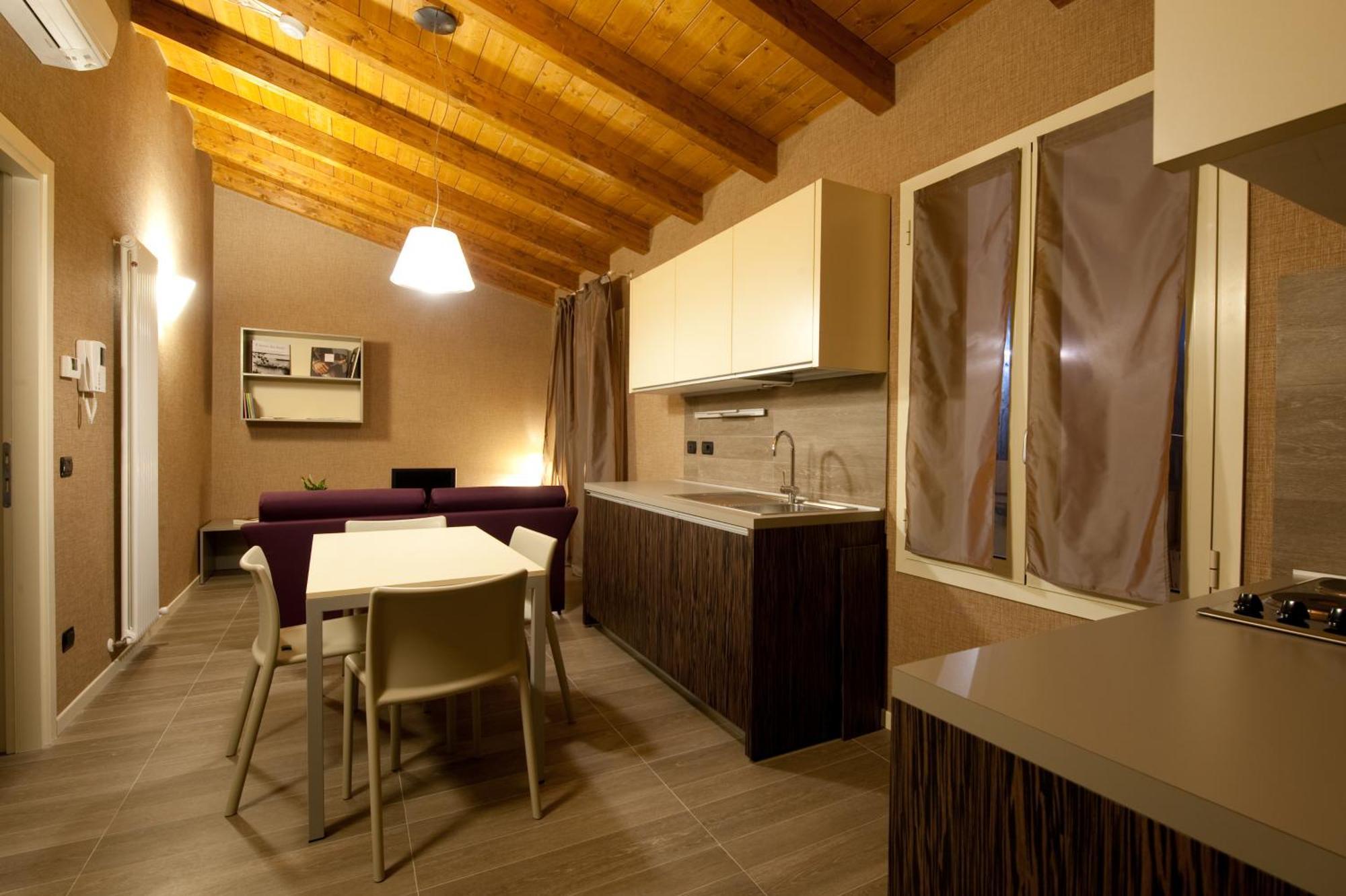 Hotel Locanda Stendhal Колорно Екстериор снимка