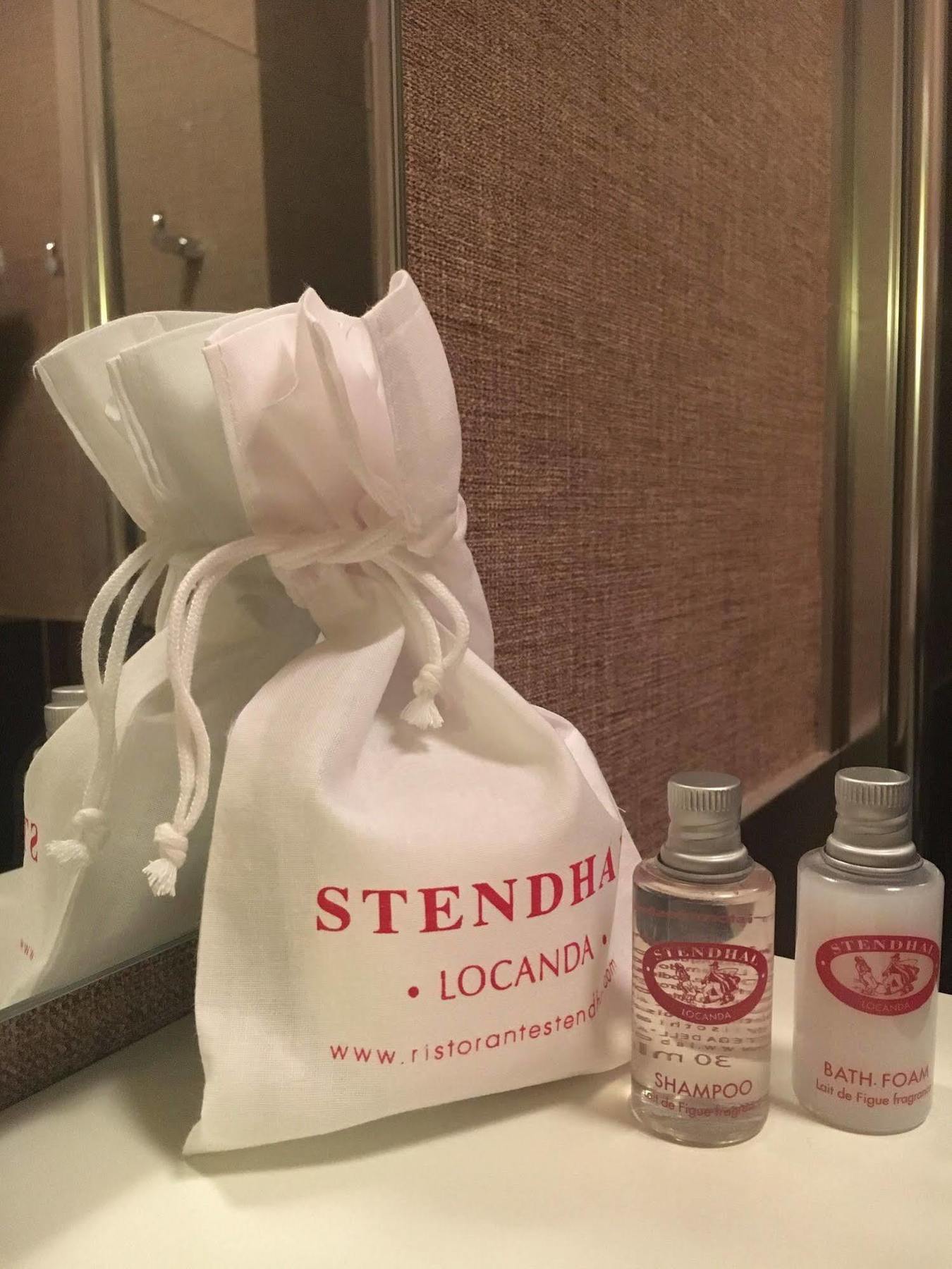 Hotel Locanda Stendhal Колорно Екстериор снимка
