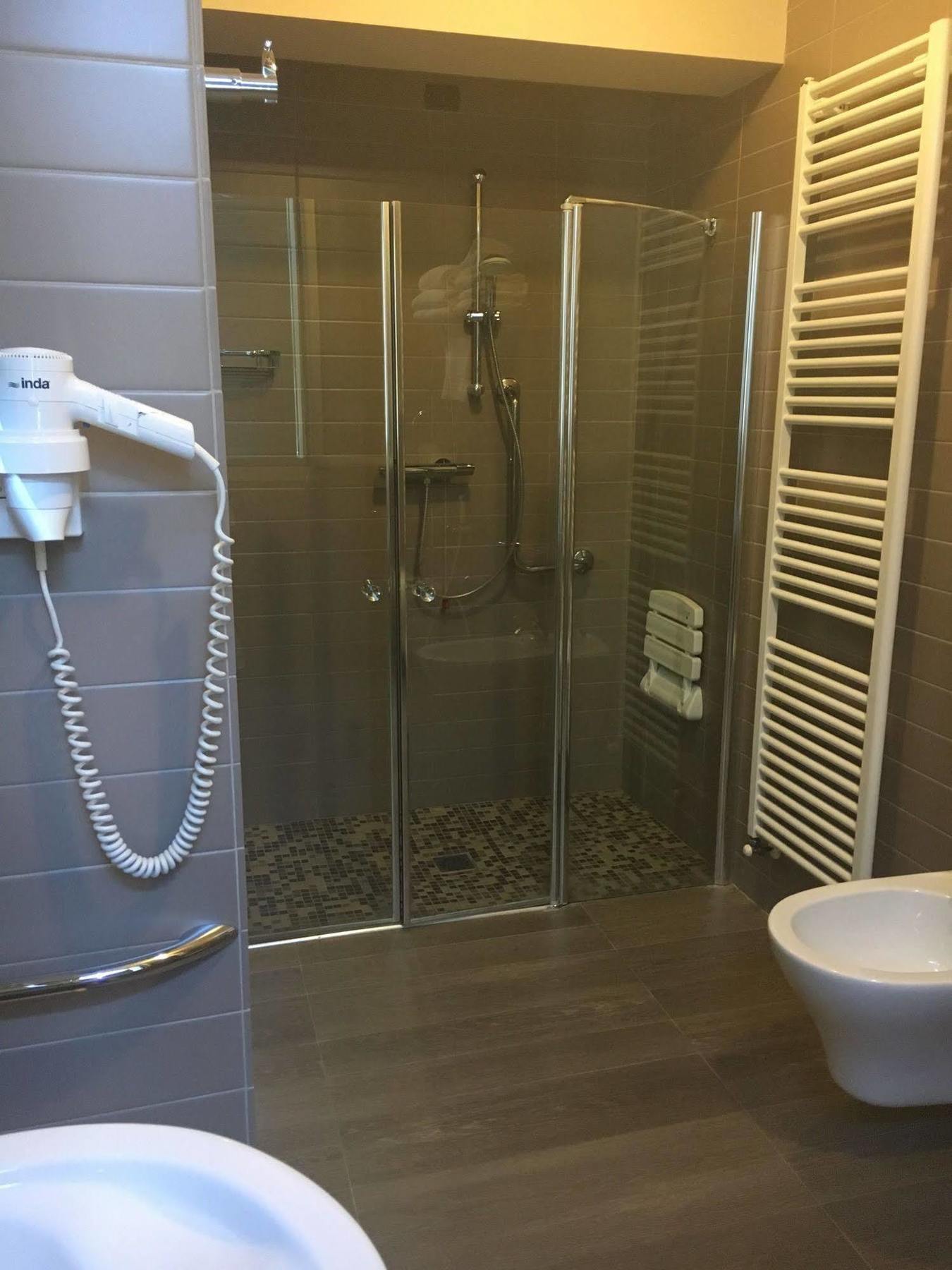 Hotel Locanda Stendhal Колорно Екстериор снимка